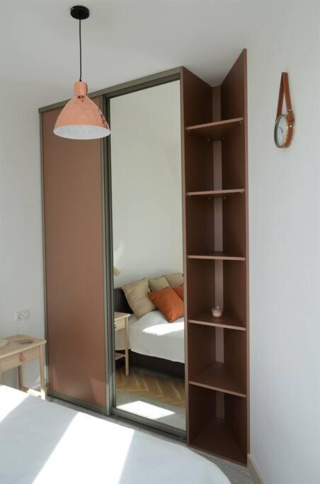 Luxury Apartment With A Balcony And View In Riga Old Town ภายนอก รูปภาพ